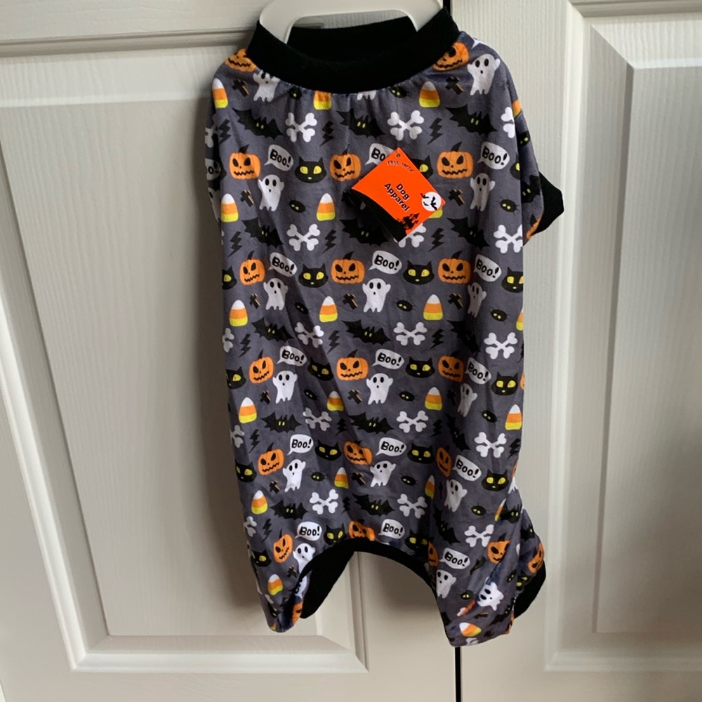 Halloween Boo Dog onesie Outfit back length up to 14 in. BNWT